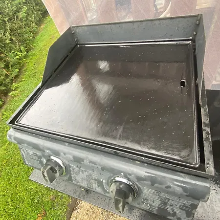 キャンプ場 Mobilhome De Lucie Et Julien *